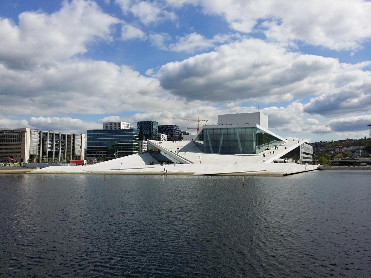 Central And Cozy Next To Oslo S Екстер'єр фото