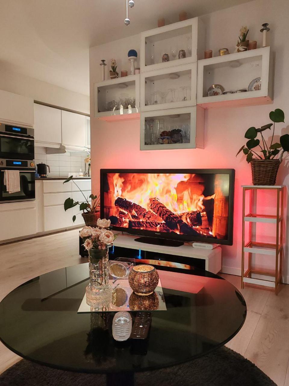 Central And Cozy Next To Oslo S Екстер'єр фото